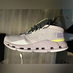 Oncloud - Women’s Cloudnova - Pearl/Zest - size 8